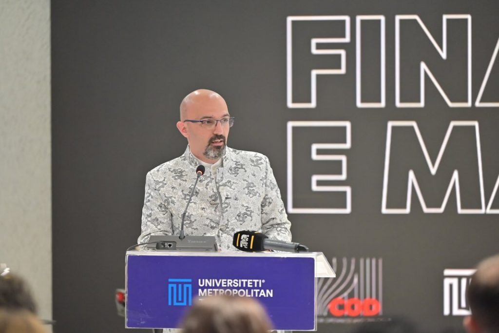 Z. Arjan Çukaj, President i UMT: “Ne nuk japim vetëm çmime, por ndërtojmë rrjete mundësish për liderët e rinj të inovacionit.”