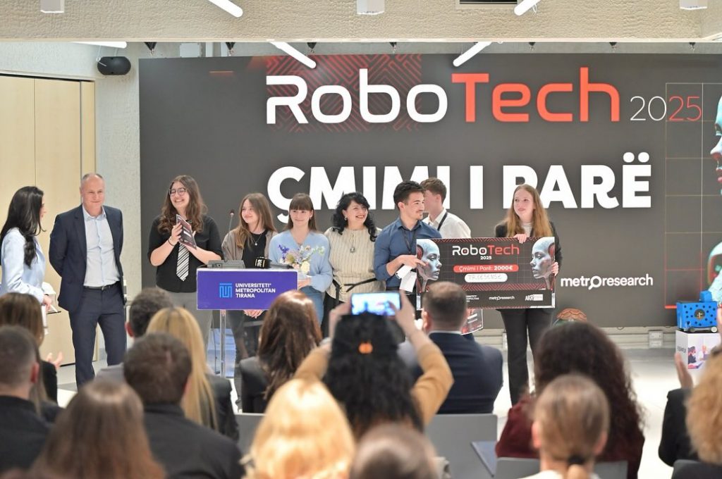ROBOTE~1