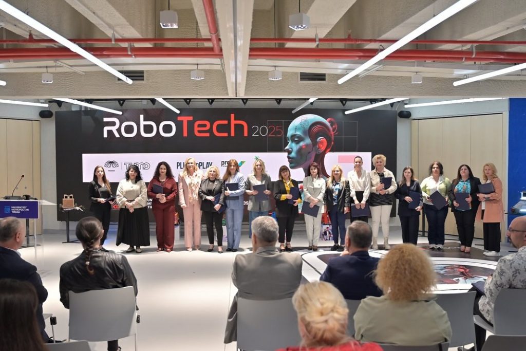 ROBOTE~4