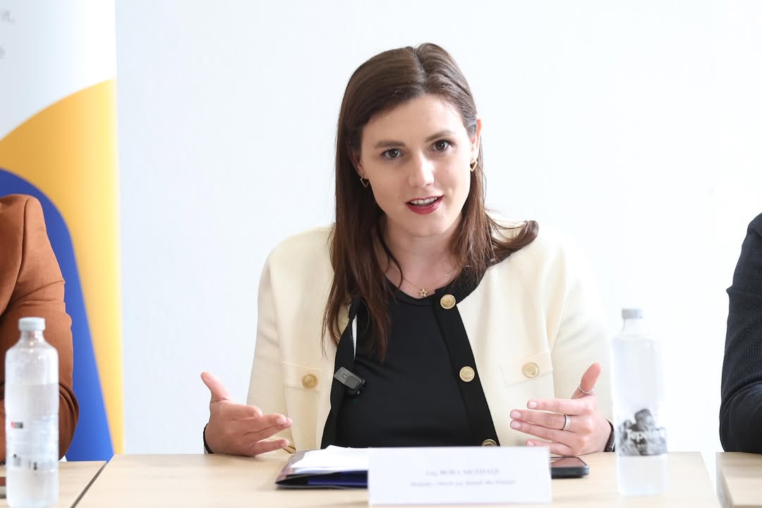 Ministri i Shtetit për Rininë dhe Fëmijët, Znj. Bora Muzhaqi