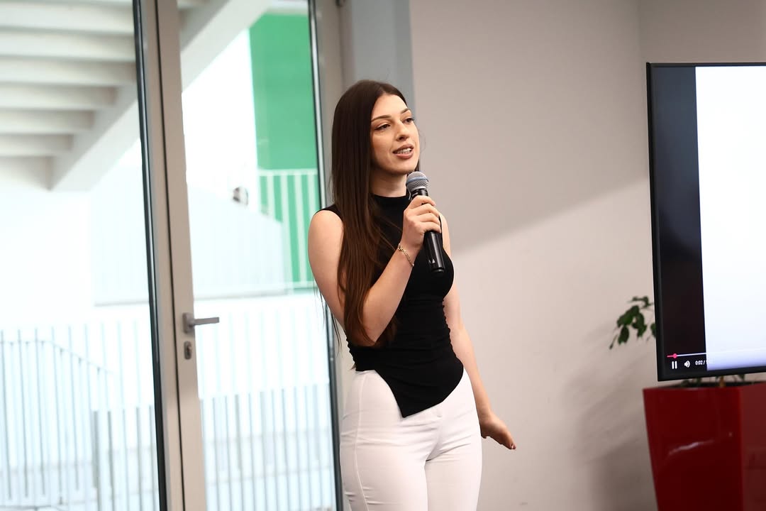 Investojmë për RININË, në çdo cep të Shqipërisë!🇦🇱🤝✍️ Nënshkruam kontratat me organizatat fit (11)