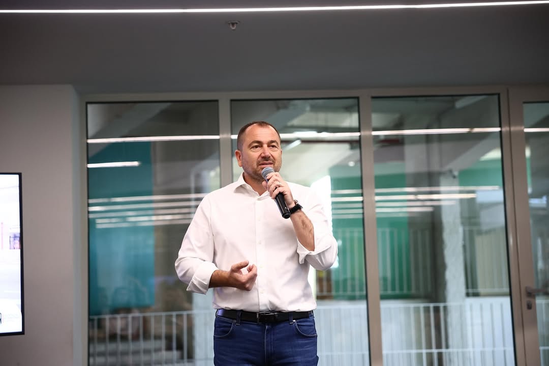 Investojmë për RININË, në çdo cep të Shqipërisë!🇦🇱🤝✍️ Nënshkruam kontratat me organizatat fit (2)