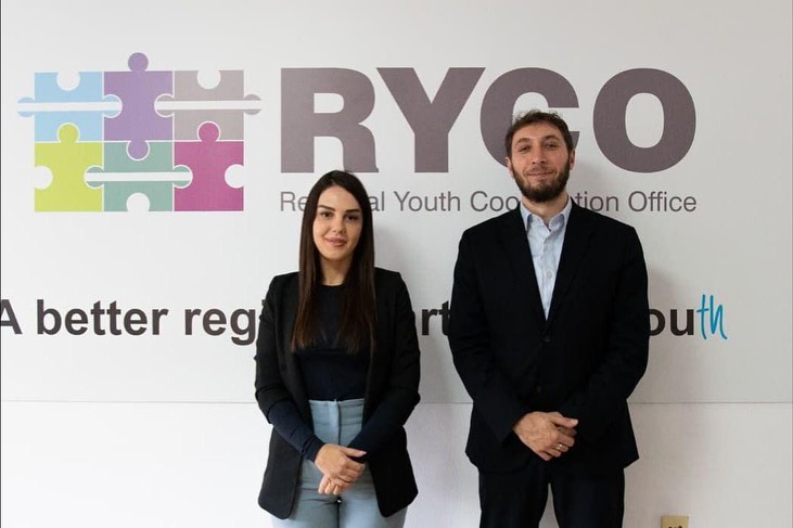 Me entuziazëm morëm pjesë në takimin me RYCO-n, ku diskutuam mbi projektet dhe bashkëpunimet në (3)