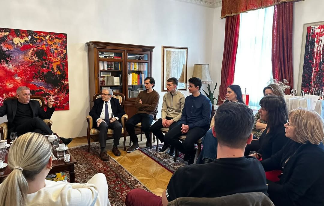 Agjencia Kombëtare e Rinisë, në bashkëpunim me Ambasadën e Shqipërisë në Austri nen kujdesin e A (1)