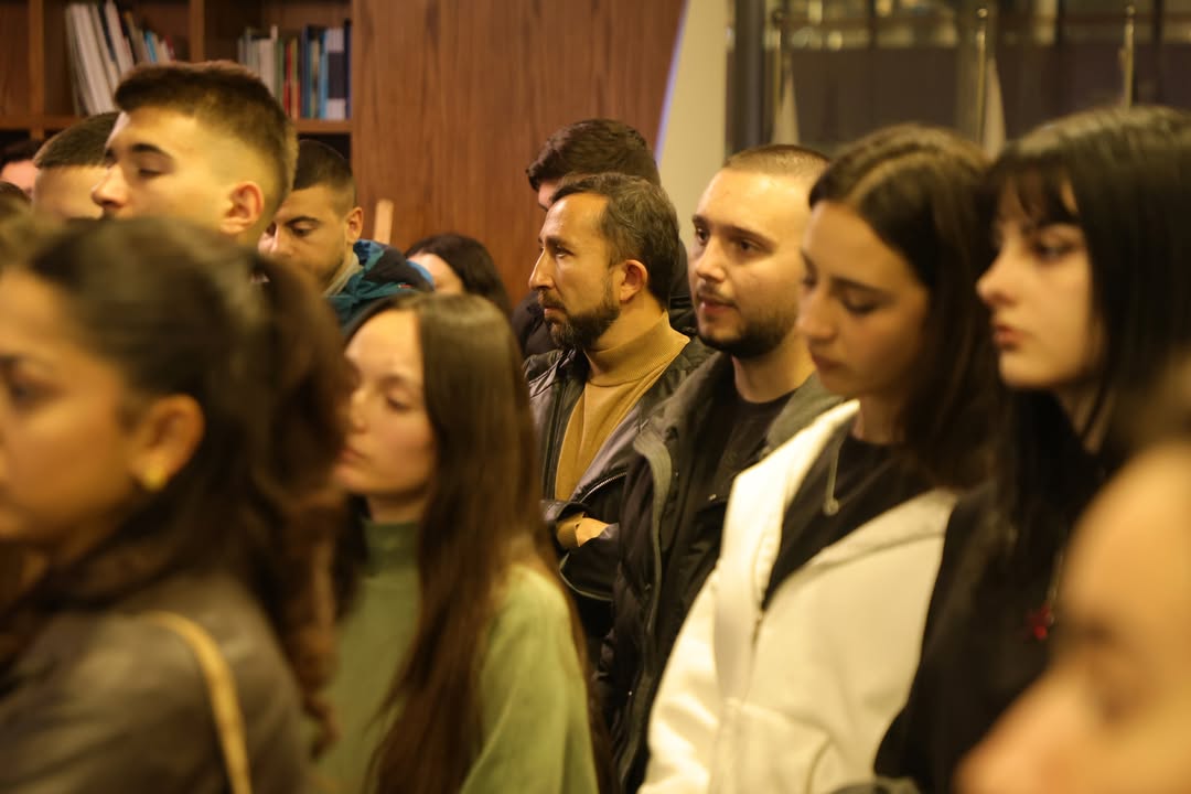 Ekspozita multimediale “Krijo Evropën Tënde” u mbyll me shumë energji, kreativitet dhe reflektim (5)