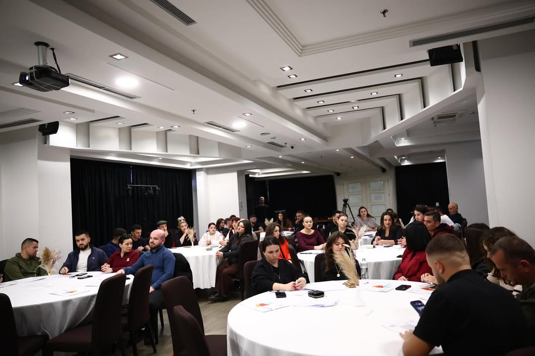 ✅ Shkolla Dimërore e Punonjësve Rinorë – Edicioni V u përmbyll me sukses!Punonjës rinorë nga ver (5)