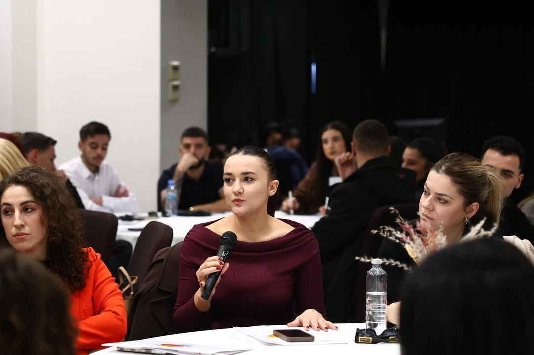 ✅ Shkolla Dimërore e Punonjësve Rinorë – Edicioni V u përmbyll me sukses!Punonjës rinorë nga ver (7)