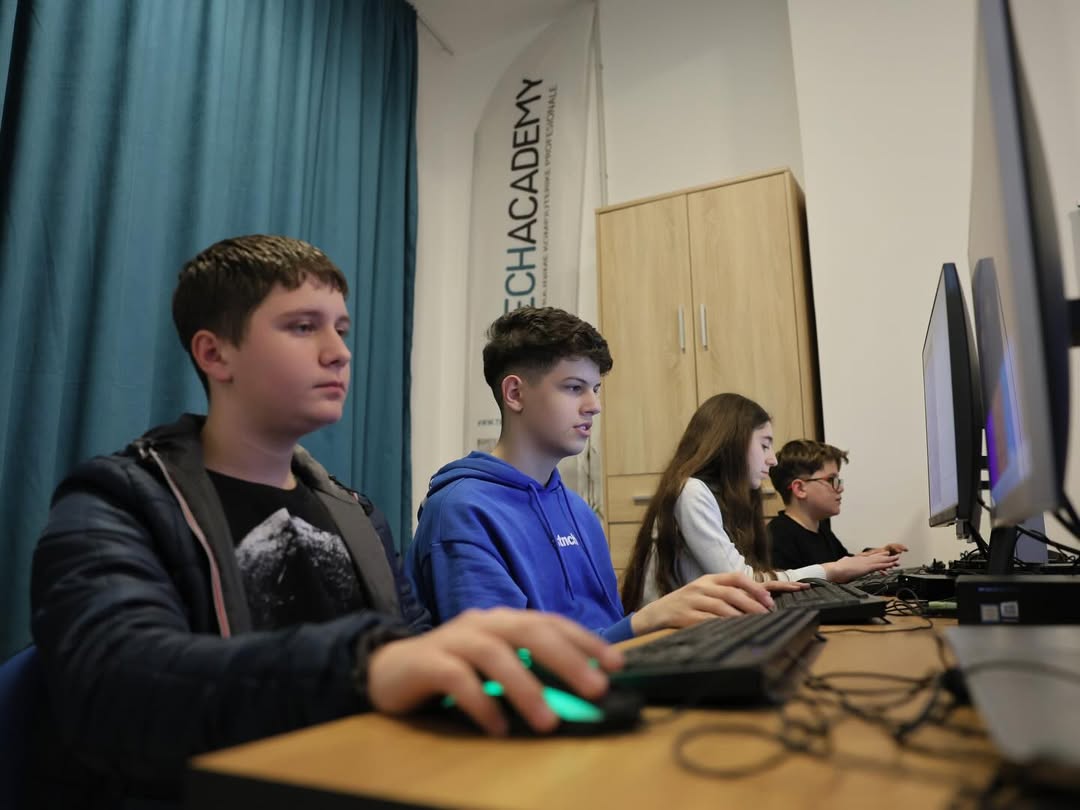 Drejtoresha e Përgjithshme e Agjencisë Kombëtare të Rinisë znj. Sara Bodo, zhvilloi një vizitë n (2)