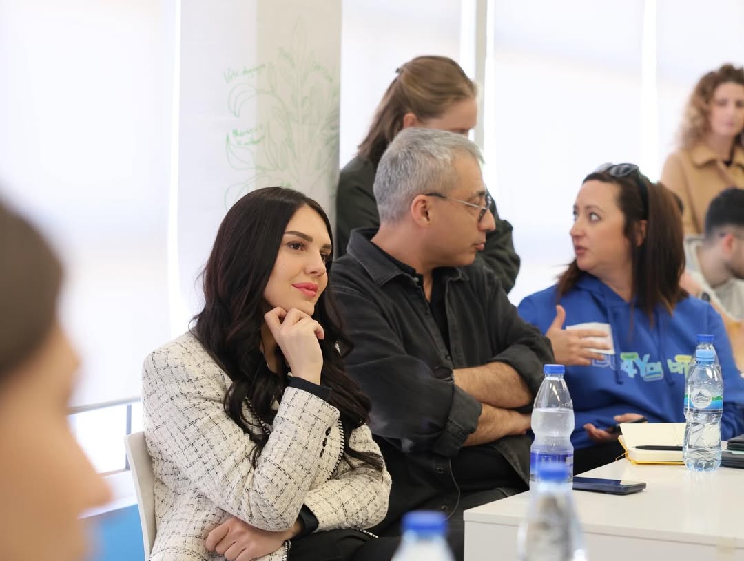 Në kuadër të projektit UPSHIFT4Outreach – Level 1.0- Reach out for Youth, dedikuar identifikimit (7)