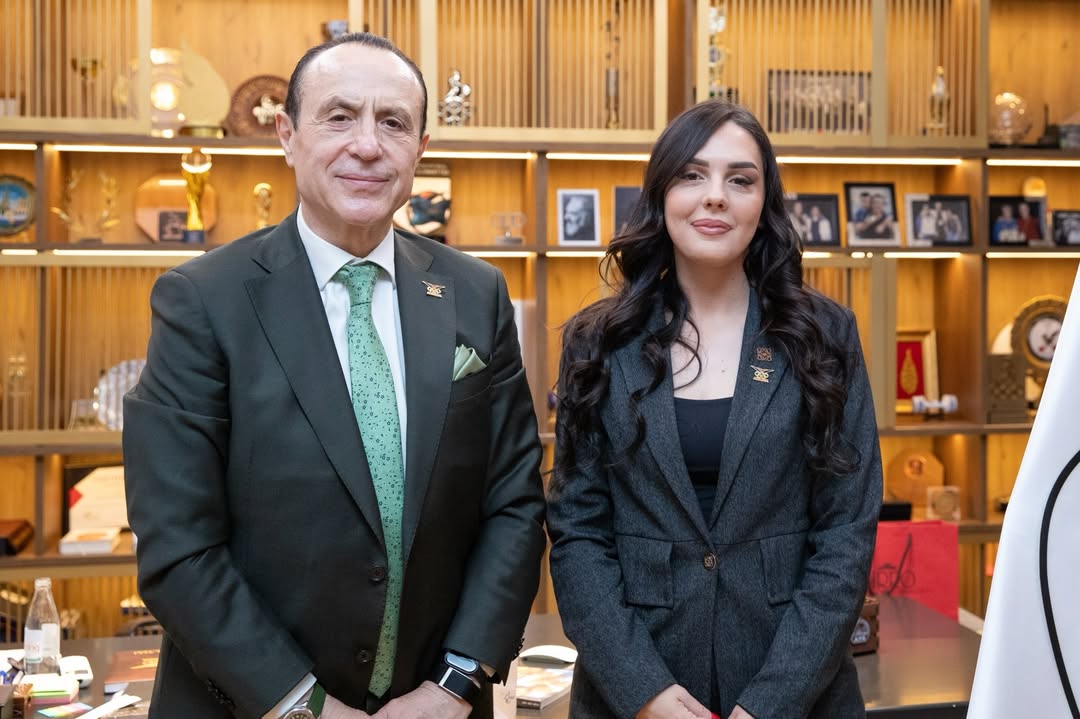 Presidenti i Komitetit Olimpik Kombëtar Shqiptar, z. Fidel Ylli, priti në një takim në zyrën e t (14)