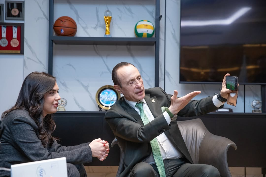 Presidenti i Komitetit Olimpik Kombëtar Shqiptar, z. Fidel Ylli, priti në një takim në zyrën e t (9)