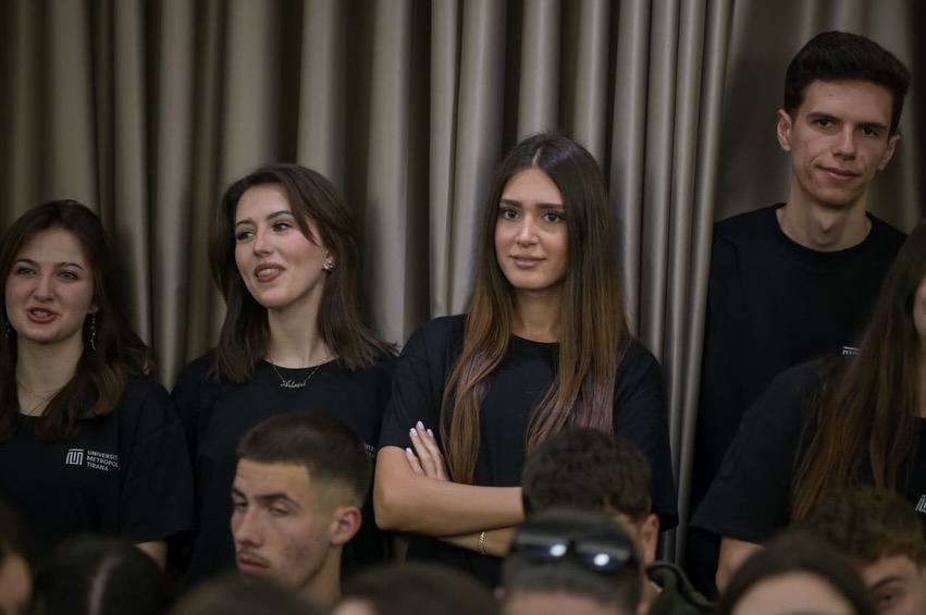 Sot u çel zyrtarisht faza gjysmëfinale e kompeticionit RoboTech, platformës më të rëndësishme që (17)