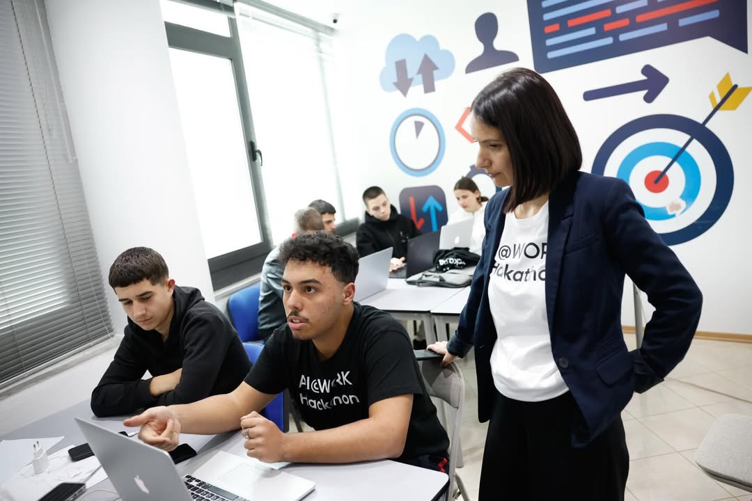 🚀 AI@Work Hackathon 🤖💡Agjencia Kombëtare e Rinisë vijon të mbështesë iniciativa që fuqizojnë (9)